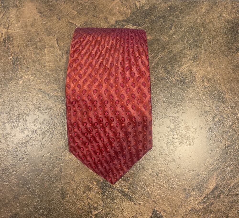 Dormeuil Mens Red Paisley Silk Necktie 4x59 Old Money